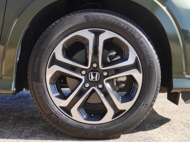ヴェゼル ハイブリッドＺ・ホンダセンシング　ワンオーナー車　純正７インチナビ　フルセグ　リアカメラ　ＥＴＣ　衝突軽減ブレーキ　シートヒーター　パドルシフト　レーンアシスト　ＬＥＤオートライト・フォグライト　アイドリングストップ　アルミ　ＵＳＢ（20枚目）