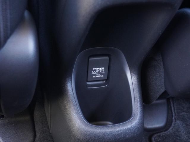 ヴェゼル ハイブリッドＺ・ホンダセンシング　ワンオーナー車　純正７インチナビ　フルセグ　リアカメラ　ＥＴＣ　衝突軽減ブレーキ　シートヒーター　パドルシフト　レーンアシスト　ＬＥＤオートライト・フォグライト　アイドリングストップ　アルミ　ＵＳＢ（41枚目）