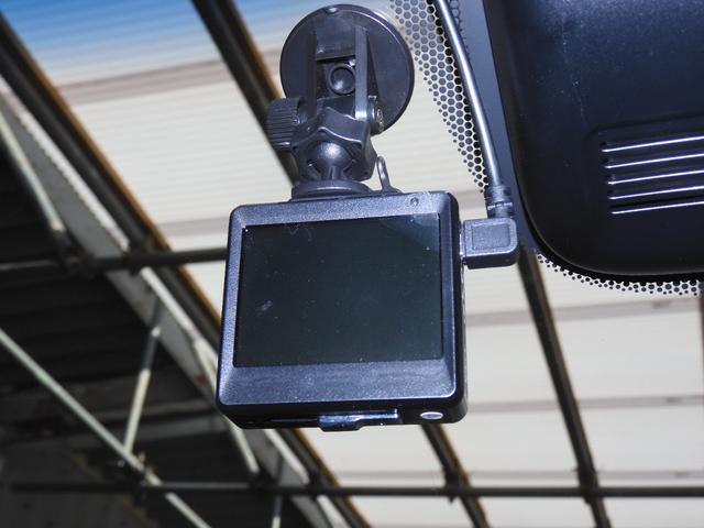 フリード Ｇ・ホンダセンシング　ワンオーナー車　純正ナビ（ＶＸＭ－１７５ＶＦＮｉ）　フルセグＴＶ　リアカメラ　ＥＴＣ（ナビ連動）　社外ドラレコ　衝突軽減ブレーキ　両側電動ドア　ウォークスルー　ＬＥＤオートライト　アイドリングストップ（5枚目）