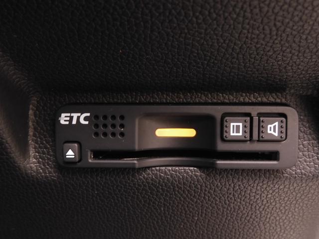 フリード Ｇ・ホンダセンシング　ワンオーナー車　純正ナビ（ＶＸＭ－１７５ＶＦＮｉ）　フルセグＴＶ　リアカメラ　ＥＴＣ（ナビ連動）　社外ドラレコ　衝突軽減ブレーキ　両側電動ドア　ウォークスルー　ＬＥＤオートライト　アイドリングストップ（6枚目）