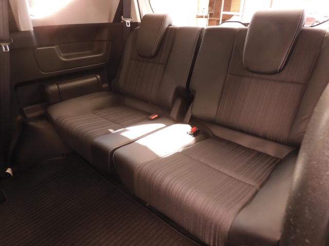 フリード Ｇ・ホンダセンシング　ワンオーナー車　純正ナビ（ＶＸＭ－１７５ＶＦＮｉ）　フルセグＴＶ　リアカメラ　ＥＴＣ（ナビ連動）　社外ドラレコ　衝突軽減ブレーキ　両側電動ドア　ウォークスルー　ＬＥＤオートライト　アイドリングストップ（11枚目）