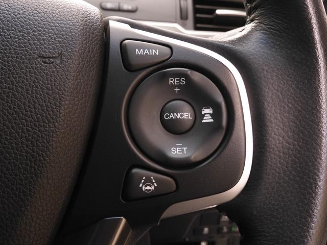 フリード Ｇ・ホンダセンシング　ワンオーナー車　純正ナビ（ＶＸＭ－１７５ＶＦＮｉ）　フルセグＴＶ　リアカメラ　ＥＴＣ（ナビ連動）　社外ドラレコ　衝突軽減ブレーキ　両側電動ドア　ウォークスルー　ＬＥＤオートライト　アイドリングストップ（18枚目）