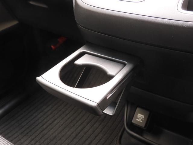 フリード Ｇ・ホンダセンシング　ワンオーナー車　純正ナビ（ＶＸＭ－１７５ＶＦＮｉ）　フルセグＴＶ　リアカメラ　ＥＴＣ（ナビ連動）　社外ドラレコ　衝突軽減ブレーキ　両側電動ドア　ウォークスルー　ＬＥＤオートライト　アイドリングストップ（52枚目）