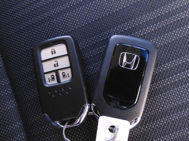 フリード Ｇ・ホンダセンシング　ワンオーナー車　純正ナビ（ＶＸＭ－１７５ＶＦＮｉ）　フルセグＴＶ　リアカメラ　ＥＴＣ（ナビ連動）　社外ドラレコ　衝突軽減ブレーキ　両側電動ドア　ウォークスルー　ＬＥＤオートライト　アイドリングストップ（55枚目）