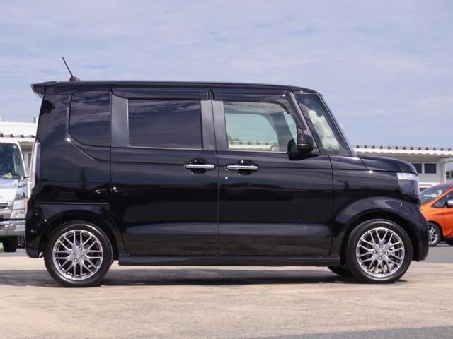 Ｎ－ＢＯＸカスタム ターボ　カーオーディオ　バックカメラ　ドラレコ　ＥＴＣ　渋滞追従クルーズ　両側電動スライドドア　シートヒーター　Ｂｌｕｅｔｏｏｔｈ　障害物センサー　オートハイビーム　デイライト　純正アルミホイール　禁煙車（28枚目）