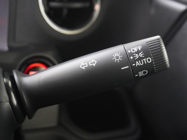 Ｎ－ＢＯＸカスタム ターボ　カーオーディオ　バックカメラ　ドラレコ　ＥＴＣ　渋滞追従クルーズ　両側電動スライドドア　シートヒーター　Ｂｌｕｅｔｏｏｔｈ　障害物センサー　オートハイビーム　デイライト　純正アルミホイール　禁煙車（53枚目）