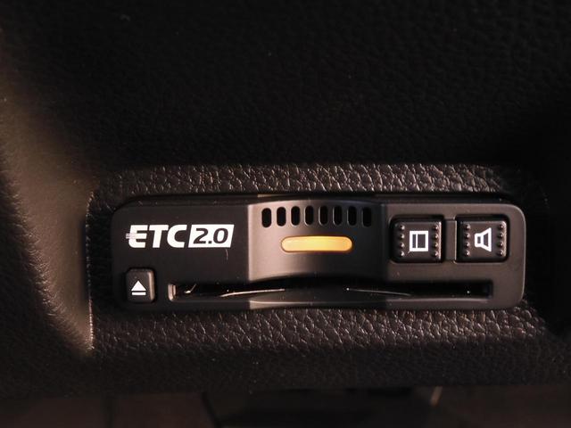 ヴェゼル ｅ：ＨＥＶＺ　ワンオーナー　９インチナビ　バックカメラ　ドラレコ　ＥＴＣ２．０　渋滞追従クルーズ　シートヒーター　Ｂｌｕｅｔｏｏｔｈ　障害物センサー　ハンドルヒーター　ダウンヒルアシスト　禁煙車　オートハイビーム（5枚目）