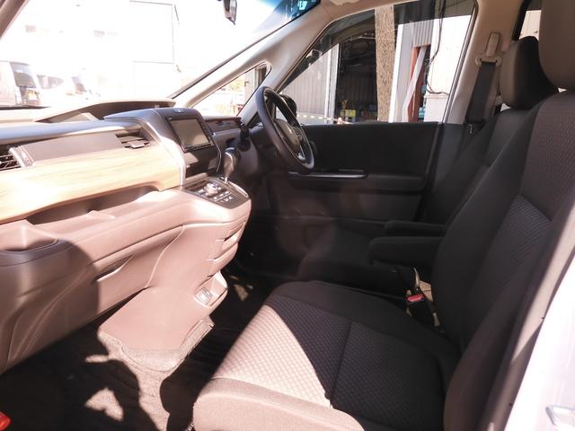 フリード Ｇ・ホンダセンシング　ワンオーナー車　７インチナビ（純正用品ＶＸＭ－２１４ＶＦｉ）　バックカメラ　社外ドラレコ　ＥＴＣ　両側電動スライドドア　シートヒーター　Ｂｌｕｅｔｏｏｔｈ　ＬＥＤオートライト　衝突被害軽減ブレーキ（54枚目）