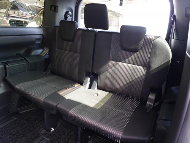 ヴォクシー ハイブリッドZS 煌II 7人乗り ナビ 12.8インチリア席モニター 衝突軽減ブレーキ LEDオートライト オートハイビーム 前後パーキングセンサー シートヒーター 前後ドラレコ リア席エアコン ETC2.0 両側PSD(13枚目)