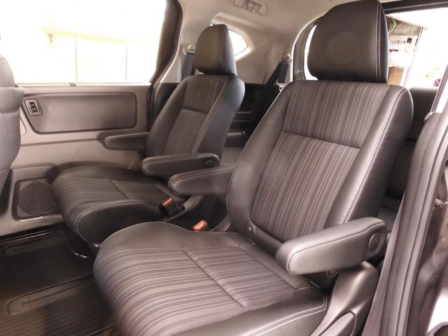 フリード Ｇ・ホンダセンシング　７インチナビ　バックカメラ　ＥＴＣ　アダプティブクルーズコントロール　両側電動スライドドア　ＣＤ　ＤＶＤ　Ｂｌｕｅｔｏｏｔｈ　ＬＥＤヘッドライト　衝突被害軽減ブレーキ　純正アルミホイール　禁煙車（9枚目）