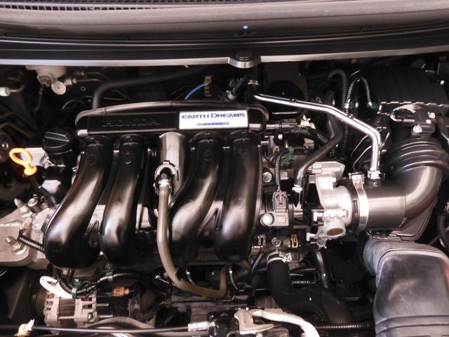 フリード Ｇ・ホンダセンシング　７インチナビ　バックカメラ　ＥＴＣ　アダプティブクルーズコントロール　両側電動スライドドア　ＣＤ　ＤＶＤ　Ｂｌｕｅｔｏｏｔｈ　ＬＥＤヘッドライト　衝突被害軽減ブレーキ　純正アルミホイール　禁煙車（20枚目）