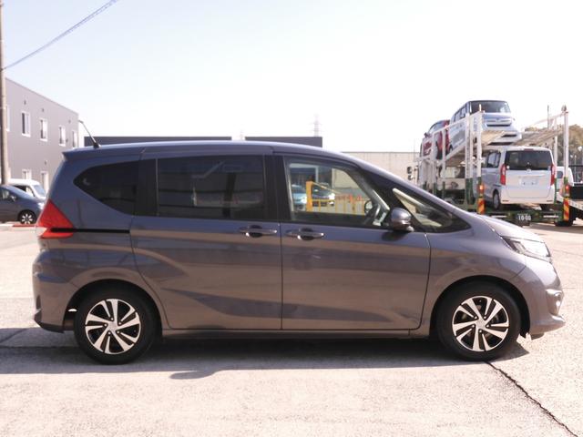 フリード Ｇ・ホンダセンシング　７インチナビ　バックカメラ　ＥＴＣ　アダプティブクルーズコントロール　両側電動スライドドア　ＣＤ　ＤＶＤ　Ｂｌｕｅｔｏｏｔｈ　ＬＥＤヘッドライト　衝突被害軽減ブレーキ　純正アルミホイール　禁煙車（26枚目）