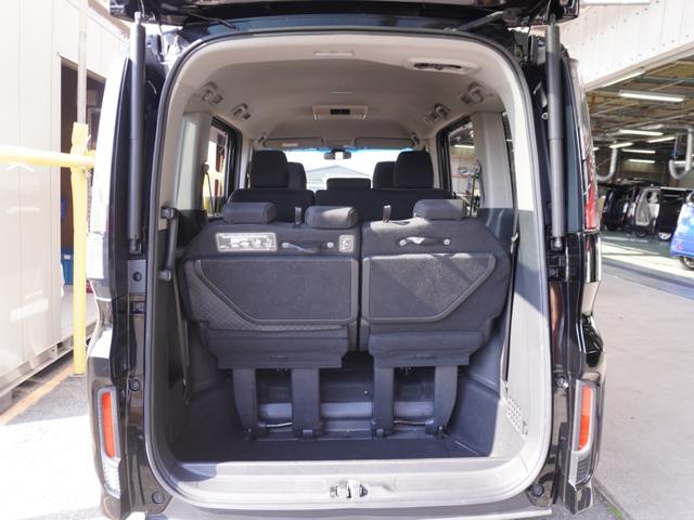 ステップワゴンスパーダ スパーダ　ワンオーナー　７インチナビ　フリップダウンモニター　バックカメラ　ＥＴＣ　アダプティブクルーズコントロール　両側電動スライドドア　Ｂｌｕｅｔｏｏｔｈ　ＬＥＤヘッドライト　衝突被害軽減ブレーキ　禁煙車（39枚目）