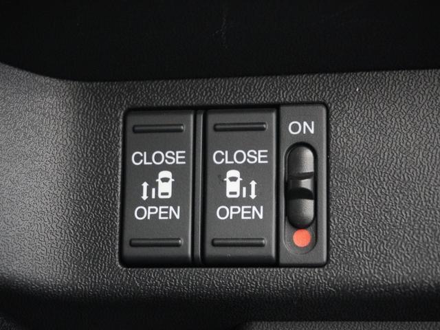 ステップワゴンスパーダ スパーダホンダセンシング 1年保証ナビDレコRカメETC両電扉BT地デジ アダプティブクルーズコントロール Bluetooth パドルシフト フルセグTV DVD再生 16インチ純正アルミホイール スペアキー有り LED(6枚目)