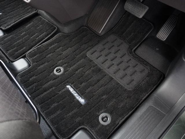 フリード+ G ワンオーナー いまコレ+新品マット付 7インチナビ バックカメラ ETC アダプティブクルーズコントロール 両側電動スライドドア シートヒーター Bluetooth LEDヘッドライト(3枚目)