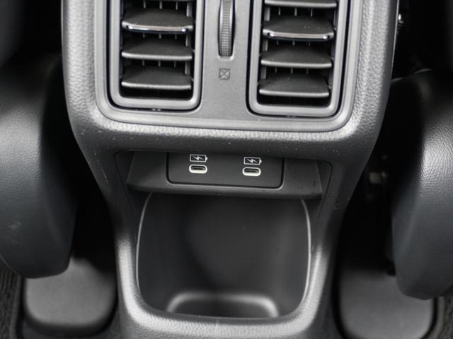 ヴェゼル e:HEVZ 4WD デモカー 9インチナビ(コネクトディスプレー) フルセグ 全周囲カメラ ETC シートヒーター 電動ゲート LEDオートライト 純正Fドラレコ 前後障害物センサー 衝突被害軽減ブレーキ 禁煙車(41枚目)