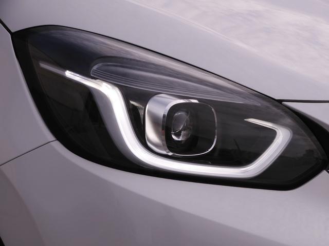 フィット ｅ：ＨＥＶネス　ワンオーナー　９インチナビ（ＶＸＵ－２１５ＦＴｉ）　フルセグ　バックカメラ　ＥＴＣ　スマートキー　ＬＥＤオートライト　オートハイビーム　前後ドラレコ　前後障害物センサー　衝突被害軽減ブレーキ（32枚目）