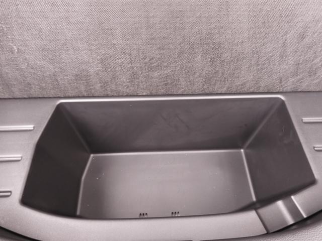 フィット ｅ：ＨＥＶネス　ワンオーナー　９インチナビ（ＶＸＵ－２１５ＦＴｉ）　フルセグ　バックカメラ　ＥＴＣ　スマートキー　ＬＥＤオートライト　オートハイビーム　前後ドラレコ　前後障害物センサー　衝突被害軽減ブレーキ（56枚目）