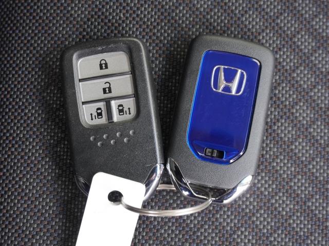 フリードハイブリッド ハイブリッド・Ｇホンダセンシング　ワンオーナー　９インチナビ　後席モニター　バックカメラ　ＥＴＣ　アダプティブクルーズコントロール　両側電動スライドドア　シートヒーター　Ｂｌｕｅｔｏｏｔｈ　ＬＥＤヘッドライト　禁煙車　スペアキー有り（36枚目）