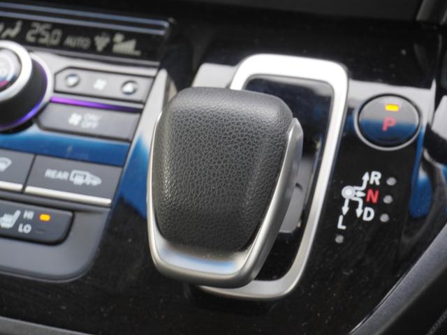 フリードハイブリッド ハイブリッド・Ｇホンダセンシング　ワンオーナー　９インチナビ　後席モニター　バックカメラ　ＥＴＣ　アダプティブクルーズコントロール　両側電動スライドドア　シートヒーター　Ｂｌｕｅｔｏｏｔｈ　ＬＥＤヘッドライト　禁煙車　スペアキー有り（51枚目）