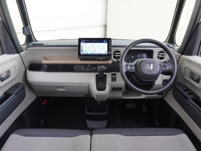 N-BOX ベースグレード デモカー 9インチナビ バックカメラ ドラレコ ETC 両側電動スライドドア 渋滞追従クルーズ シートヒーター Bluetooth 障害物センサー デイライト オートハイビーム 禁煙車 フルセグTV(8枚目)