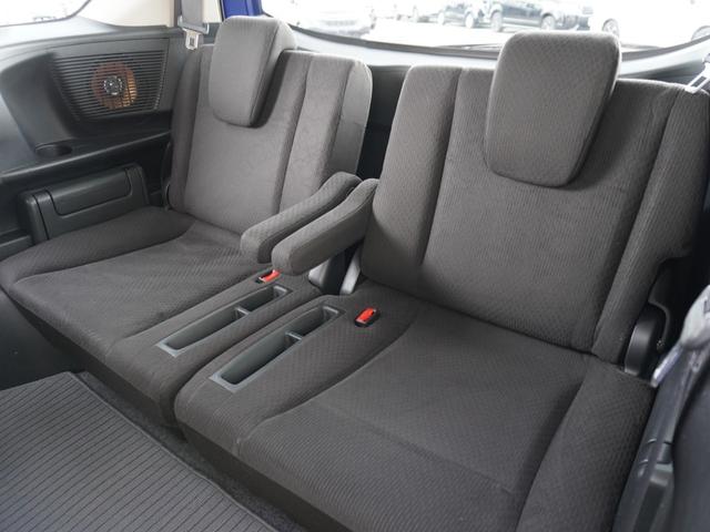 フリード ＧＨ　ワンオーナー　７インチナビ　フルセグＴＶ　バックカメラ　ＥＴＣ　片側電動両側スライドドア　Ｂｌｕｅｔｏｏｔｈ　電動格納ドアミラー　横滑り防止装置　禁煙車（10枚目）