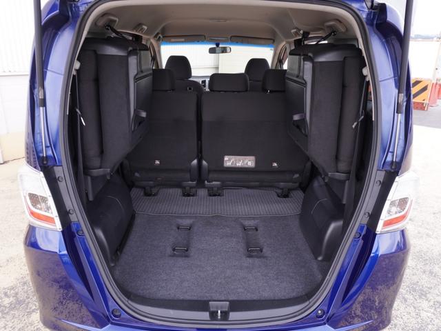 フリード ＧＨ　ワンオーナー　７インチナビ　フルセグＴＶ　バックカメラ　ＥＴＣ　片側電動両側スライドドア　Ｂｌｕｅｔｏｏｔｈ　電動格納ドアミラー　横滑り防止装置　禁煙車（12枚目）