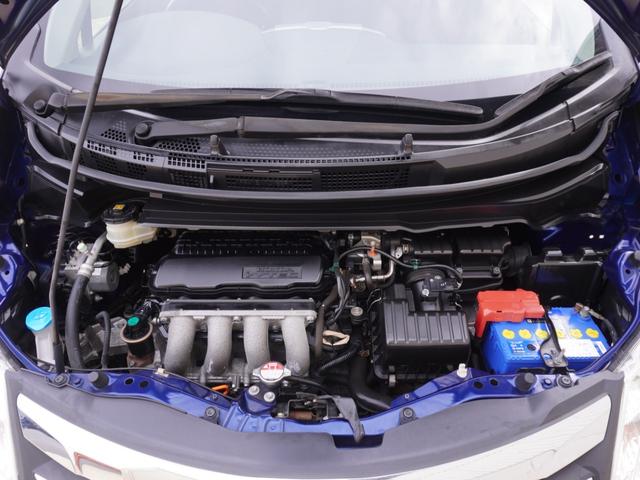 フリード ＧＨ　ワンオーナー　７インチナビ　フルセグＴＶ　バックカメラ　ＥＴＣ　片側電動両側スライドドア　Ｂｌｕｅｔｏｏｔｈ　電動格納ドアミラー　横滑り防止装置　禁煙車（20枚目）