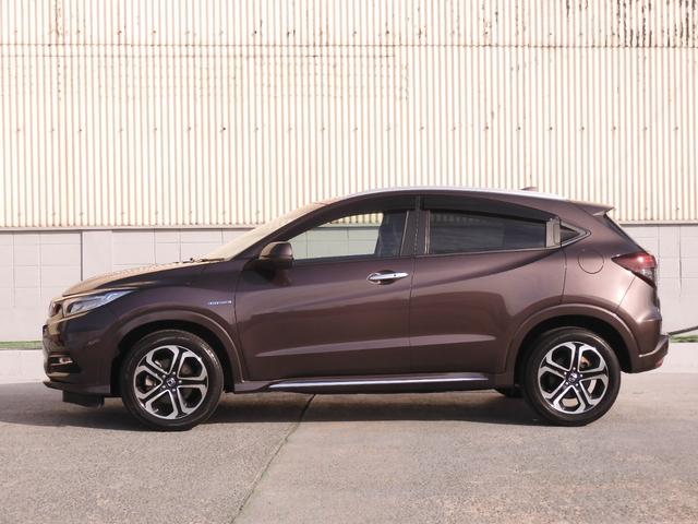 ヴェゼル ハイブリッドZ・ホンダセンシング ワンオーナー 8インチナビ(純正用品VXM-217VFEi) バックカメラ ETC シートヒーター Bluetooth パドルシフト 衝突被害軽減ブレーキ 純正アルミ フルセグTV CD・DVD再生(15枚目)