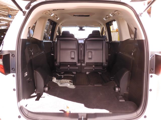 オデッセイハイブリッド ハイブリッドアブソルート・ＥＸホンダセンシング　９インチメモリーナビ　全周囲カメラ　ＥＴＣ２．０　渋滞追従クルーズ　両側電動スライドドア　シートヒーター　Ｂｌｕｅｔｏｏｔｈ　ブラインドスポット　障害物センサー　オットマン　禁煙車　スペアキー有り（12枚目）