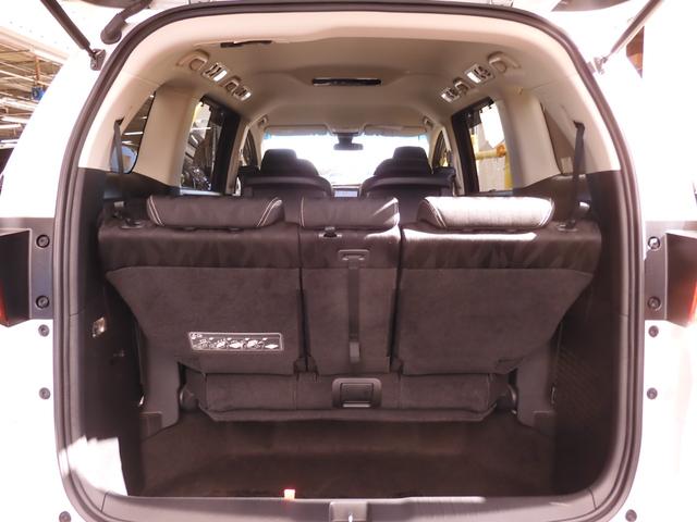 オデッセイハイブリッド ハイブリッドアブソルート・ＥＸホンダセンシング　９インチメモリーナビ　全周囲カメラ　ＥＴＣ２．０　渋滞追従クルーズ　両側電動スライドドア　シートヒーター　Ｂｌｕｅｔｏｏｔｈ　ブラインドスポット　障害物センサー　オットマン　禁煙車　スペアキー有り（41枚目）