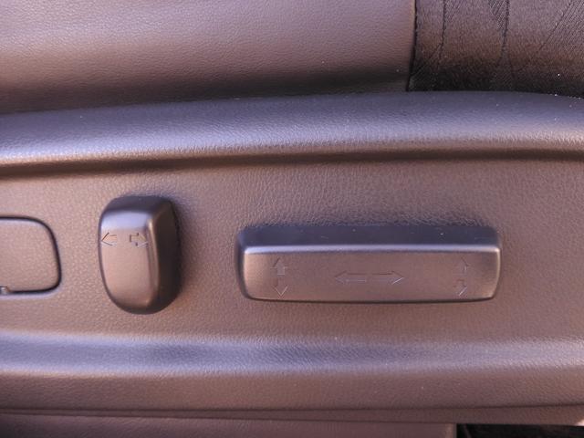 オデッセイハイブリッド ハイブリッドアブソルート・ＥＸホンダセンシング　９インチメモリーナビ　全周囲カメラ　ＥＴＣ２．０　渋滞追従クルーズ　両側電動スライドドア　シートヒーター　Ｂｌｕｅｔｏｏｔｈ　ブラインドスポット　障害物センサー　オットマン　禁煙車　スペアキー有り（44枚目）