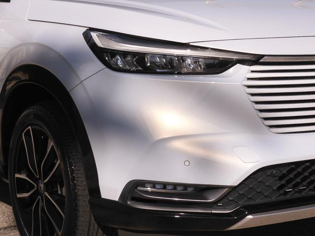 ヴェゼル ｅ：ＨＥＶＰＬａＹ　ワンオーナー　９インチナビ　全周囲カメラ　ＥＴＣ２．０　ガラスルーフ　渋滞追従クルーズ　シートヒーター　Ｂｌｕｅｔｏｏｔｈ　障害物センサー　減速セレクター　１８インチ純正アルミホイール　禁煙車（29枚目）