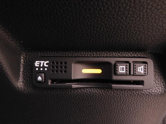フリード＋ハイブリッド ハイブリッドＧ・ホンダセンシング　ワンオーナー　いまコレ＋新品マット付き　９インチナビ　バックカメラ　ドラレコ　ＥＴＣ　アダプティブクルーズコントロール　両側電動スライドドア　シートヒーター　ＬＥＤヘッドライト　フルセグＴＶ　禁煙車（8枚目）