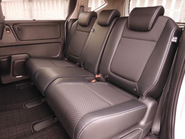 フリード＋ハイブリッド ハイブリッドＧ・ホンダセンシング　ワンオーナー　いまコレ＋新品マット付き　９インチナビ　バックカメラ　ドラレコ　ＥＴＣ　アダプティブクルーズコントロール　両側電動スライドドア　シートヒーター　ＬＥＤヘッドライト　フルセグＴＶ　禁煙車（11枚目）