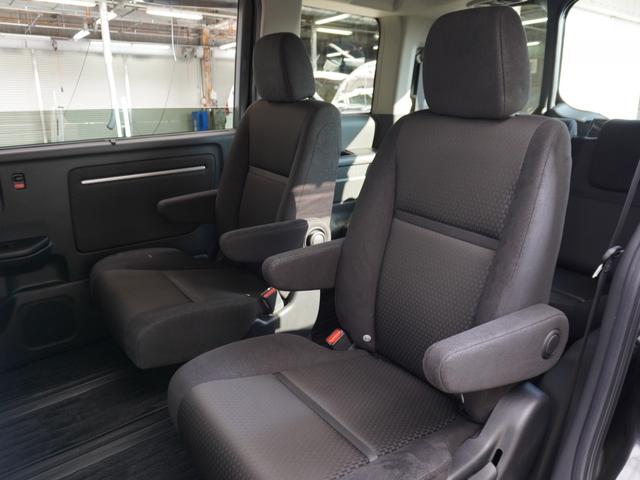 ステップワゴンスパーダ スパーダホンダセンシング　ワンオーナー　９インチナビ　バックカメラ　ＥＴＣ　アダプティブクルーズコントロール　両側電動スライドドア　Ｂｌｕｅｔｏｏｔｈ　ＬＥＤヘッドライト　衝突被害軽減ブレーキ　純正アルミホイール　パドルシフト（9枚目）