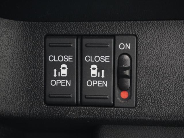 ステップワゴンスパーダ スパーダホンダセンシング　ワンオーナー　９インチナビ　バックカメラ　ＥＴＣ　アダプティブクルーズコントロール　両側電動スライドドア　Ｂｌｕｅｔｏｏｔｈ　ＬＥＤヘッドライト　衝突被害軽減ブレーキ　純正アルミホイール　パドルシフト（16枚目）