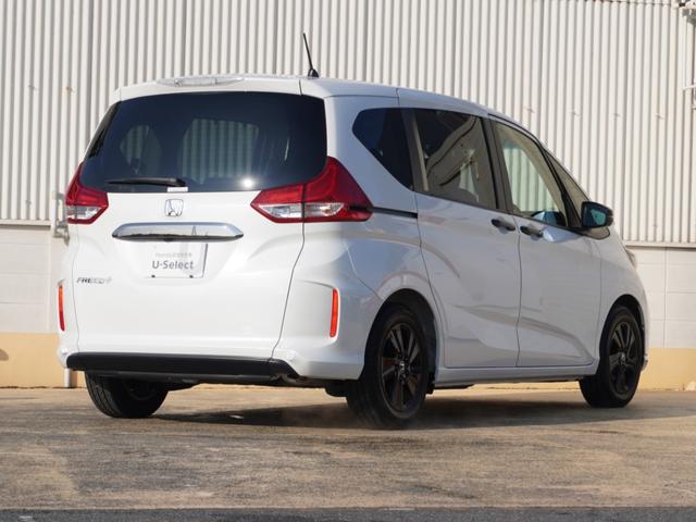 フリード＋ Ｇブラックスタイル　デモカー　９インチナビ　バックカメラ　ドラレコ　ＥＴＣ　アダプティブクルーズコントロール　両側電動スライドドア　シートヒーター　Ｂｌｕｅｔｏｏｔｈ　ＬＥＤヘッドライト　衝突被害軽減ブレーキ　禁煙車（15枚目）