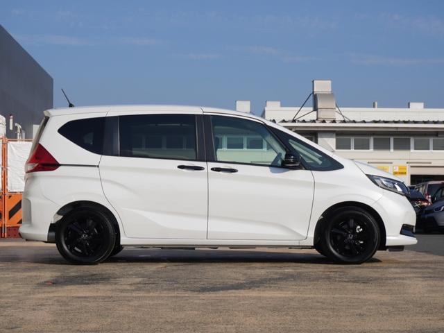 フリード＋ Ｇブラックスタイル　デモカー　９インチナビ　バックカメラ　ドラレコ　ＥＴＣ　アダプティブクルーズコントロール　両側電動スライドドア　シートヒーター　Ｂｌｕｅｔｏｏｔｈ　ＬＥＤヘッドライト　衝突被害軽減ブレーキ　禁煙車（26枚目）