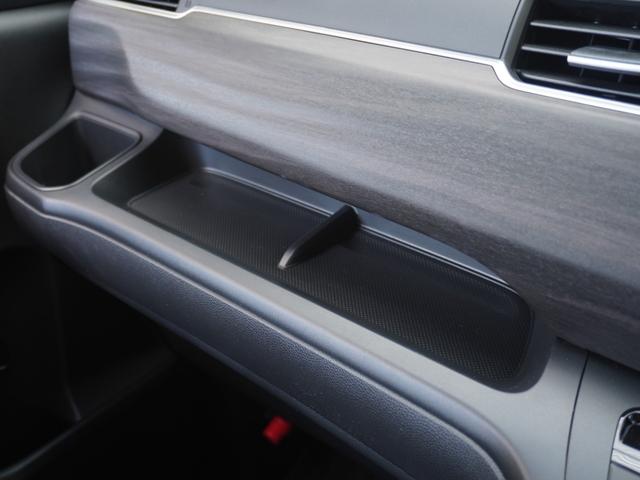 フリード＋ Ｇブラックスタイル　デモカー　９インチナビ　バックカメラ　ドラレコ　ＥＴＣ　アダプティブクルーズコントロール　両側電動スライドドア　シートヒーター　Ｂｌｕｅｔｏｏｔｈ　ＬＥＤヘッドライト　衝突被害軽減ブレーキ　禁煙車（36枚目）