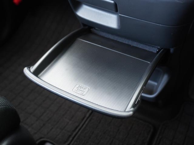 フリード＋ Ｇブラックスタイル　デモカー　９インチナビ　バックカメラ　ドラレコ　ＥＴＣ　アダプティブクルーズコントロール　両側電動スライドドア　シートヒーター　Ｂｌｕｅｔｏｏｔｈ　ＬＥＤヘッドライト　衝突被害軽減ブレーキ　禁煙車（38枚目）