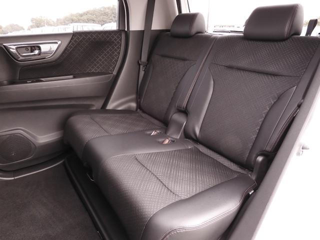 Ｎ－ＷＧＮカスタム Ｇ・ターボパッケージ　７インチナビ　バックカメラ　ＥＴＣ　クルーズコントロール　Ｂｌｕｅｔｏｏｔｈ　ディスチャージヘッドランプ　衝突被害軽減ブレーキ　スマートキー　スペアキー有　オートエアコン　純正アルミホイール　禁煙車（9枚目）