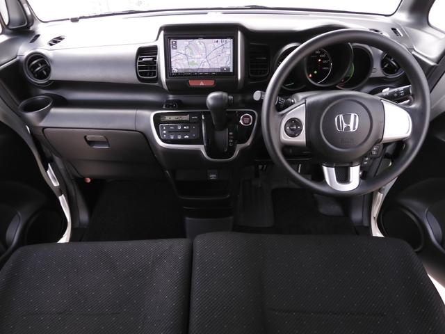 Ｎ－ＢＯＸ ＧＳＳパッケージ　７インチナビ　ＥＴＣ　両側電動スライドドア　衝突被害軽減ブレーキ　スマートキー　スペアキー有　オートエアコン　アイドリングストップ　純正アルミホイール　盗難防止装置　電動格納ドアミラー　禁煙車（7枚目）