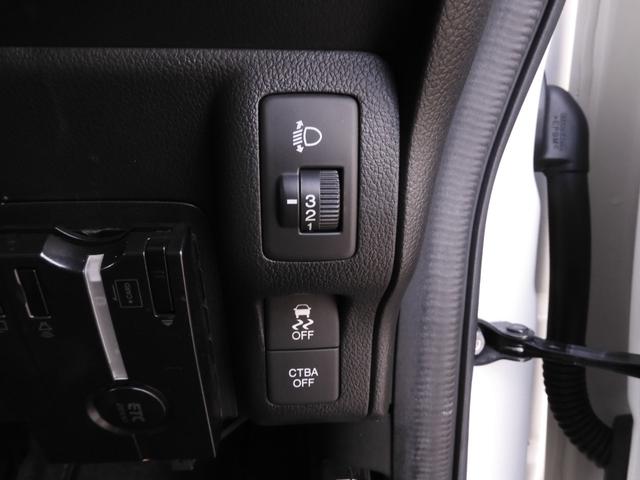 Ｎ－ＢＯＸ ＧＳＳパッケージ　７インチナビ　ＥＴＣ　両側電動スライドドア　衝突被害軽減ブレーキ　スマートキー　スペアキー有　オートエアコン　アイドリングストップ　純正アルミホイール　盗難防止装置　電動格納ドアミラー　禁煙車（55枚目）