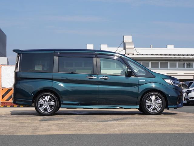 ステップワゴンスパーダ スパーダハイブリッドG・EXホンダセンシング ワンオーナー 10インチナビ+11.6インチ後席モニター ナビ連動前方ドラレコ ナビ連動ETC 両側電動スライドドア 前席シートヒーター 16インチ純正アルミホイール サイドカーテンエアバック(14枚目)