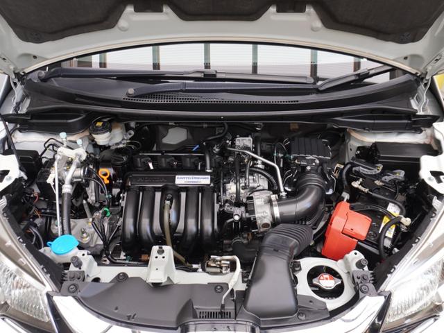 フィット １３Ｇ・Ｌパッケージ　ワンオーナー　バックカメラ　ＥＴＣ　クルーズコントロール　Ｂｌｕｅｔｏｏｔｈ　ＬＥＤヘッドライト　衝突被害軽減ブレーキ　スマートキー　スペアキー有　オートエアコン　ＣＤ　ＤＶＤ　アイドリングストップ（20枚目）