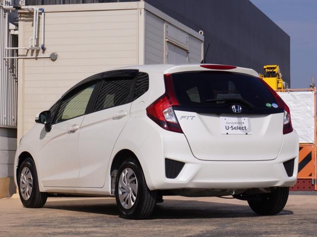 フィット １３Ｇ・Ｌパッケージ　ワンオーナー　バックカメラ　ＥＴＣ　クルーズコントロール　Ｂｌｕｅｔｏｏｔｈ　ＬＥＤヘッドライト　衝突被害軽減ブレーキ　スマートキー　スペアキー有　オートエアコン　ＣＤ　ＤＶＤ　アイドリングストップ（28枚目）