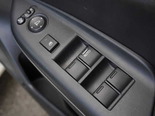 フィット １３Ｇ・Ｌパッケージ　ワンオーナー　バックカメラ　ＥＴＣ　クルーズコントロール　Ｂｌｕｅｔｏｏｔｈ　ＬＥＤヘッドライト　衝突被害軽減ブレーキ　スマートキー　スペアキー有　オートエアコン　ＣＤ　ＤＶＤ　アイドリングストップ（53枚目）