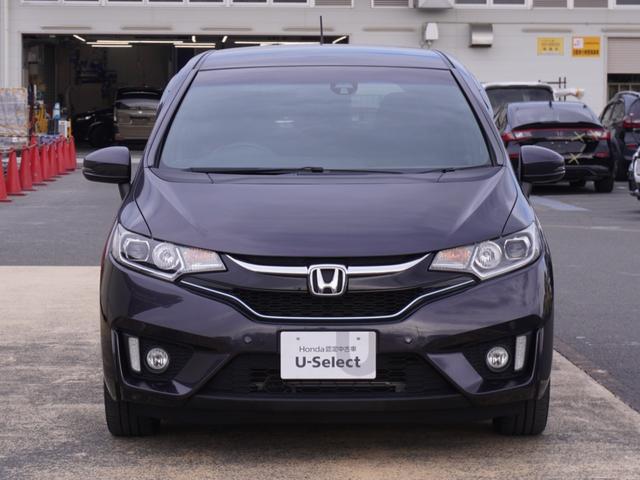 フィットハイブリッド Ｓパッケージ　８インチナビ　バックカメラ　ＥＴＣ１．０　クルーズコントロール　Ｂｌｕｅｔｏｏｔｈ　ＬＥＤヘッドライト　衝突被害軽減ブレーキ　純正アルミホイール　パドルシフト　スマートキー（12枚目）