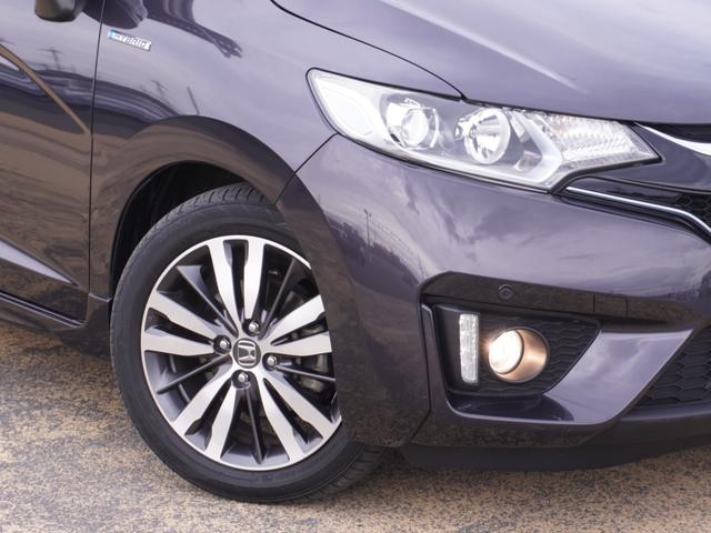 フィットハイブリッド Ｓパッケージ　８インチナビ　バックカメラ　ＥＴＣ１．０　クルーズコントロール　Ｂｌｕｅｔｏｏｔｈ　ＬＥＤヘッドライト　衝突被害軽減ブレーキ　純正アルミホイール　パドルシフト　スマートキー（28枚目）